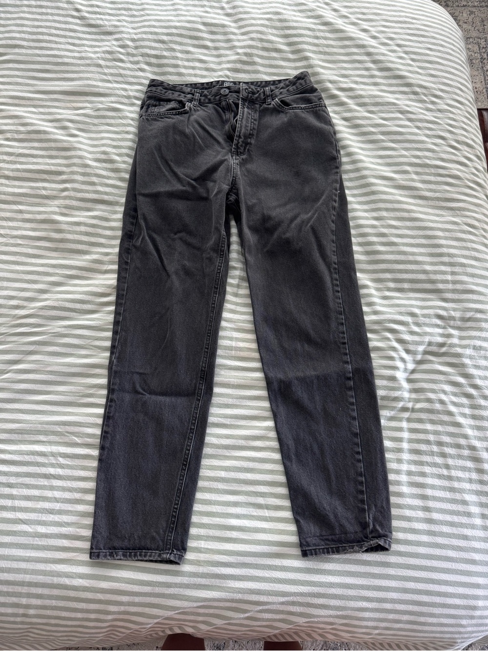 Urban Outfitters BDG Women’s Black Straight-Leg Jeans